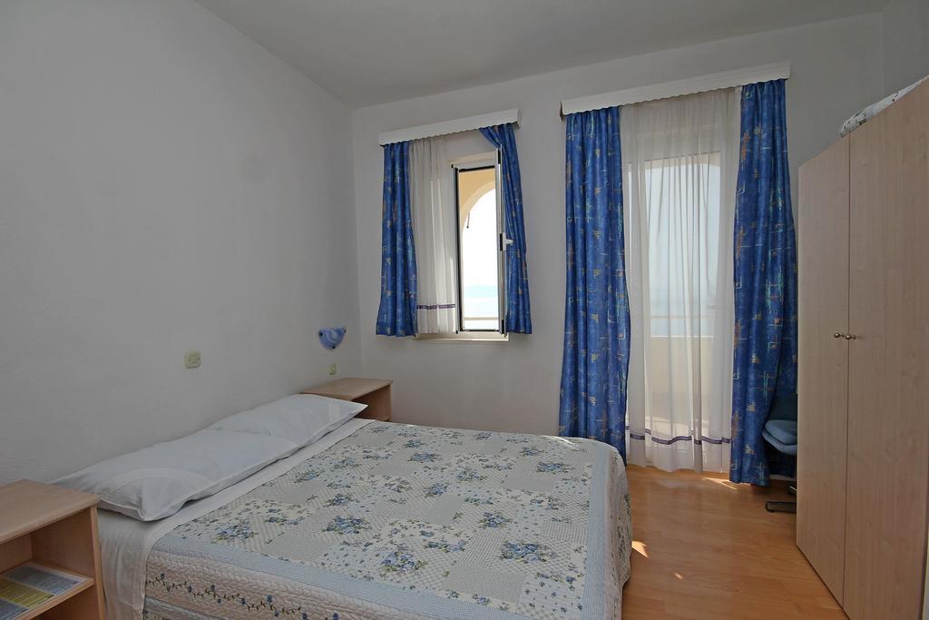 Apartments Adrion Drašnice Chambre photo