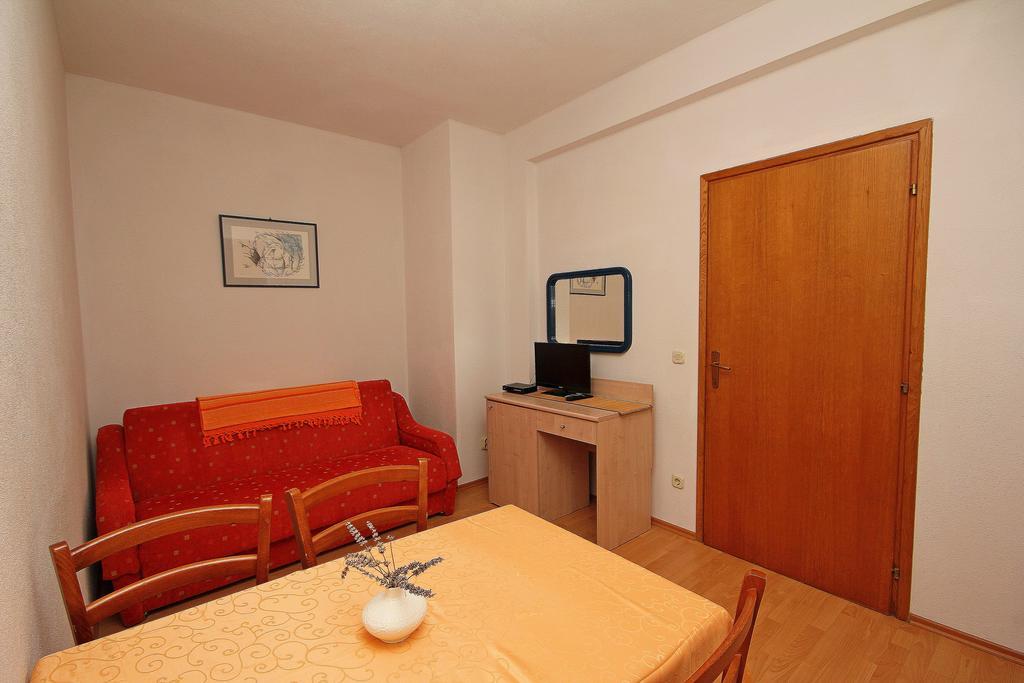 Apartments Adrion Drašnice Chambre photo