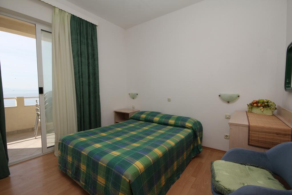 Apartments Adrion Drašnice Chambre photo